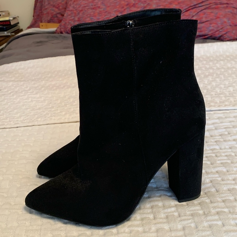 Black Boots